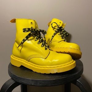 RARE monotone yellow Doc Marten Pascal boots
